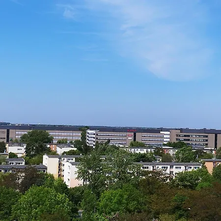 Lotnisko Parking Samodzielne Zameldowanie Blisko Stadion Targi Szpitale I Uczelnie * Poznań