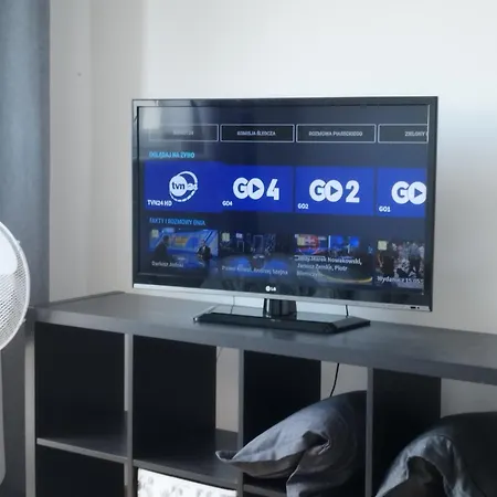 Lotnisko Parking Samodzielne Zameldowanie Blisko Stadion Targi Szpitale I Uczelnie Lägenhet *