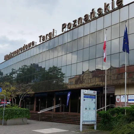 Διαμέρισμα Self Check-in Lotnisko Blisko Stadion Targi Szpitale I Uczelnie