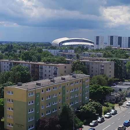 Self Check-in Lotnisko Blisko Stadion Targi Szpitale I Uczelnie * Πόζναν