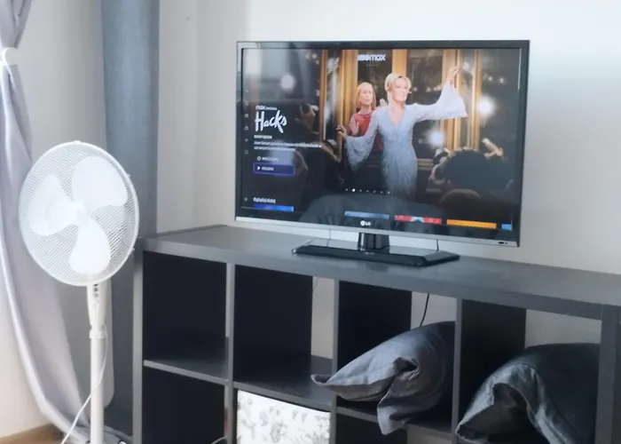 Apartment Self Check-in Lotnisko Blisko Stadion Targi Szpitale I Uczelnie Poznan