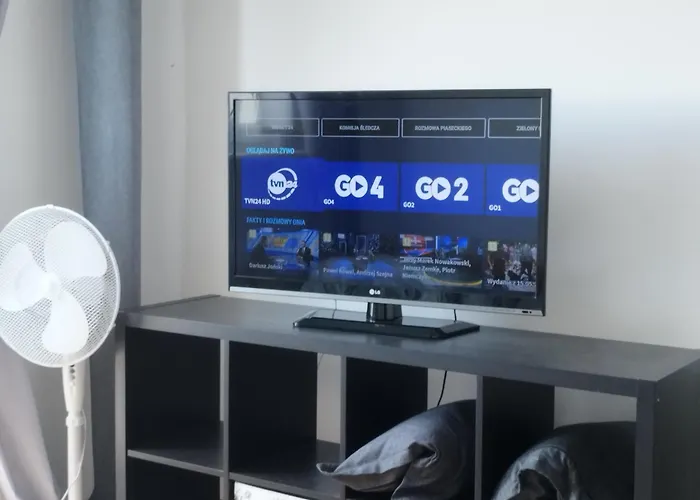 Self Check-in Lotnisko Blisko Stadion Targi Szpitale I Uczelnie Apartment *