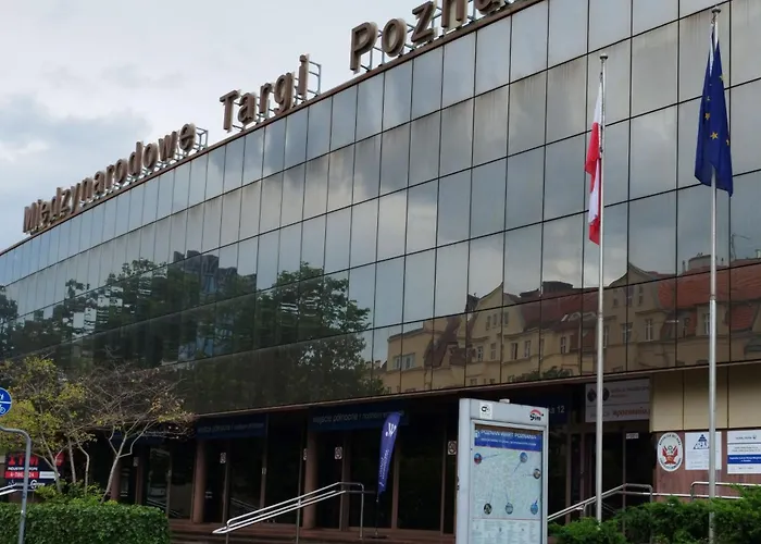 شقة Self Check-in Lotnisko Blisko Stadion Targi Szpitale I Uczelnie